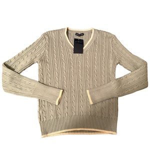 NWT BRANDY MELVILLE SWEATER
